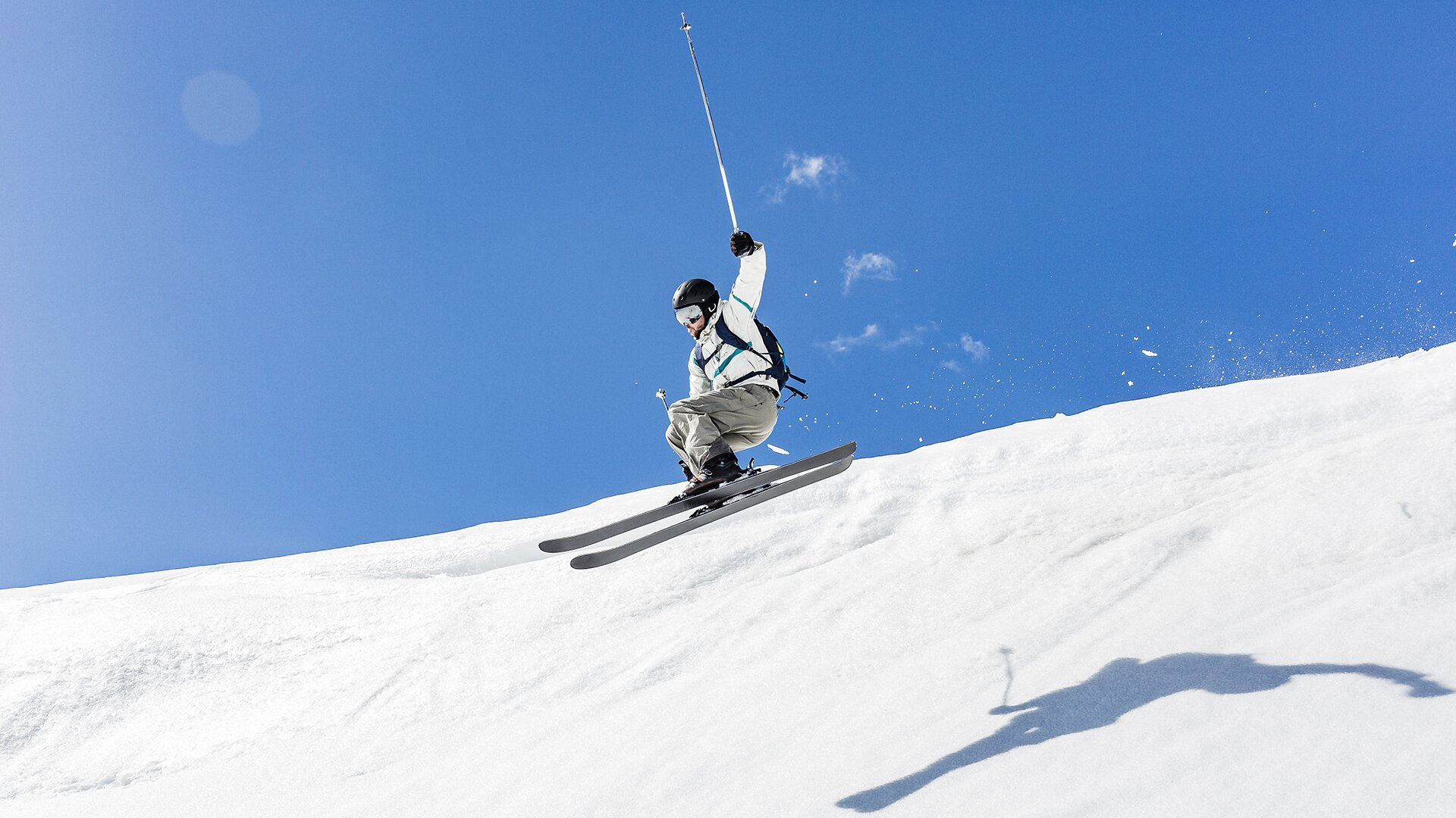 爱游戏官网APP-山东男篮签约比利亚雷亚尔？官方名单调整引热议，网友，巴黎圣日耳曼欧联临场应变更关键